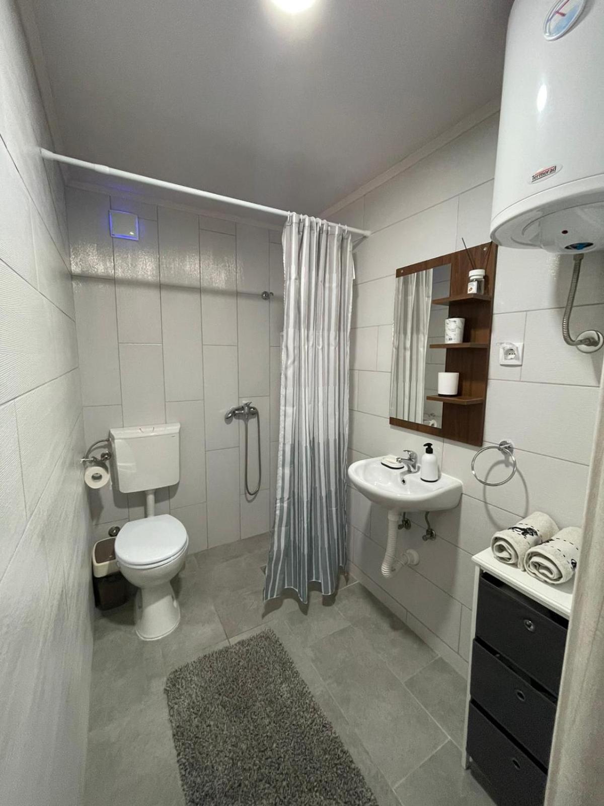 Apartmani Morava 54 Kocino Selo Ngoại thất bức ảnh